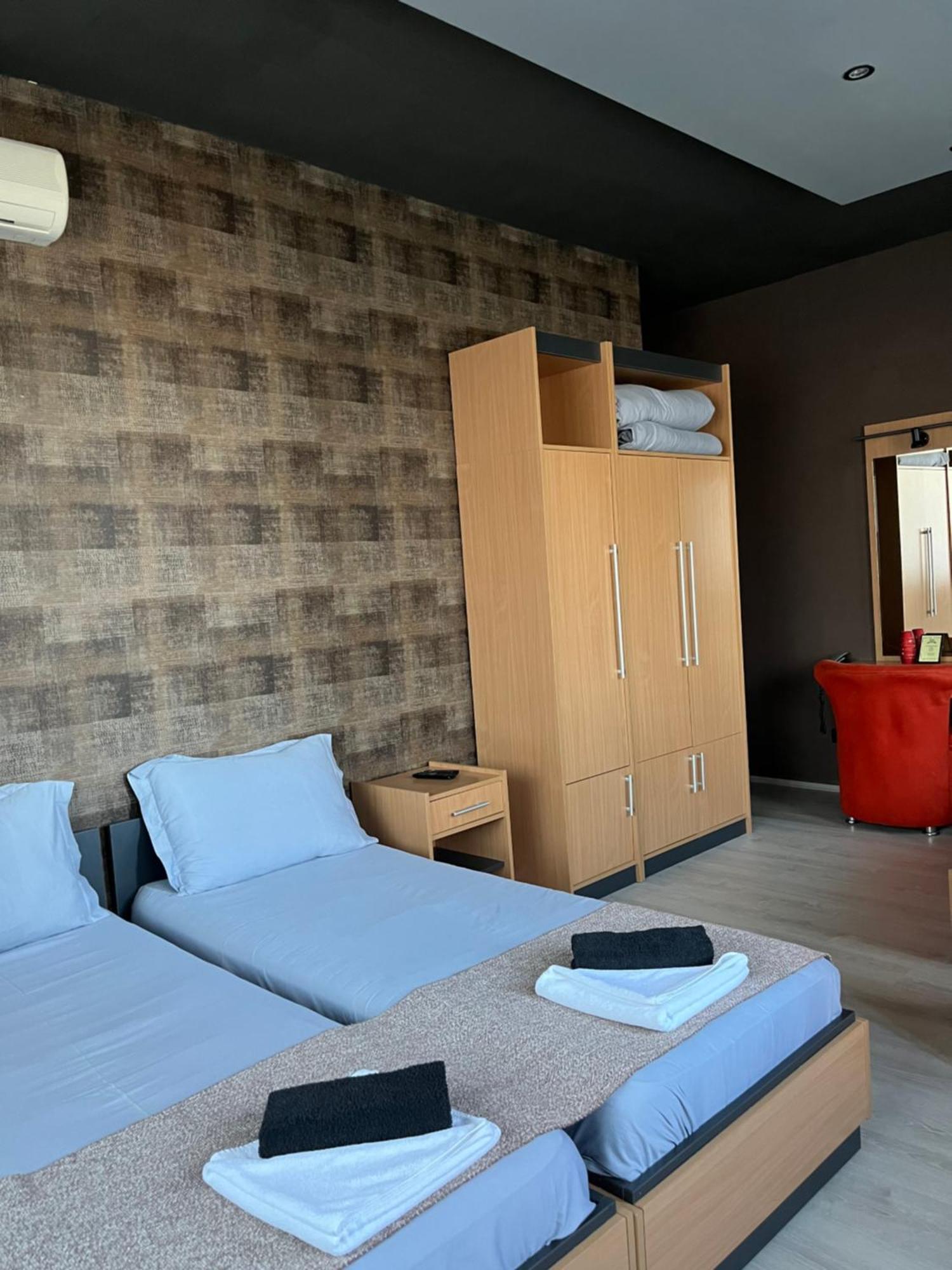 In Club Aparthotel Vrnjacka Banja Exterior photo